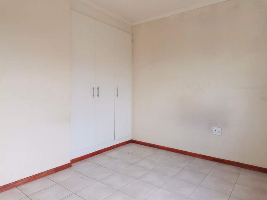 2 Bedroom Property for Sale in Cove Rock Eastern Cape